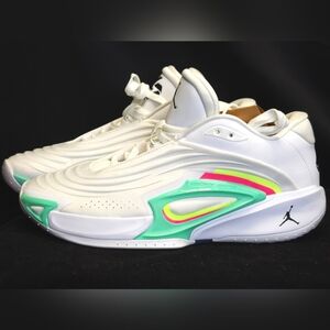 Jordan Luka 3 "Photo Finish" White/Volt/Green Glow - Men's Size 10.5 - New  w/o